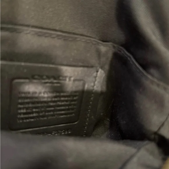 Coach Graham sling Backpack - Picture 6 of 7